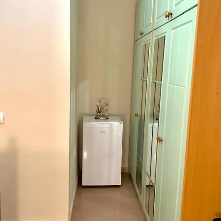 Sweet Room, Plazh , Guest house