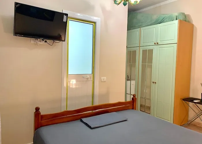 Maison d'hôtes Sweet Room, Plazh , 3*
